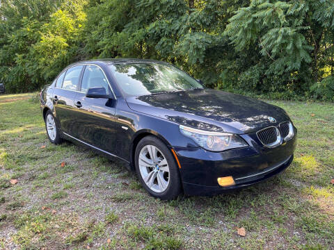 2010 BMW 5 Series 528i