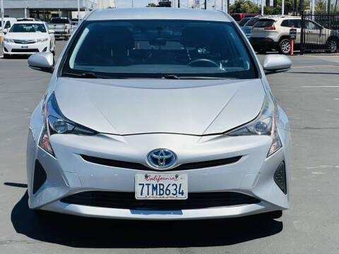 2016 Toyota Prius Two
