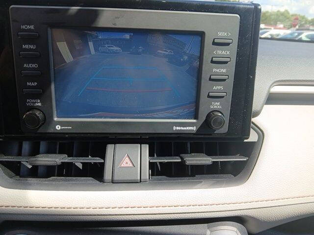 2022 Toyota RAV4 Hybrid XLE