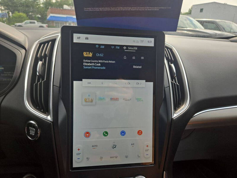 2024 Ford Edge Titanium