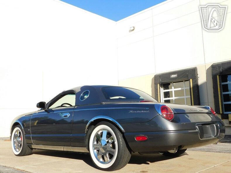 2003 Ford Thunderbird