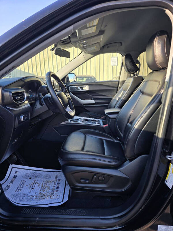 2020 Ford Explorer XLT - Photo 13