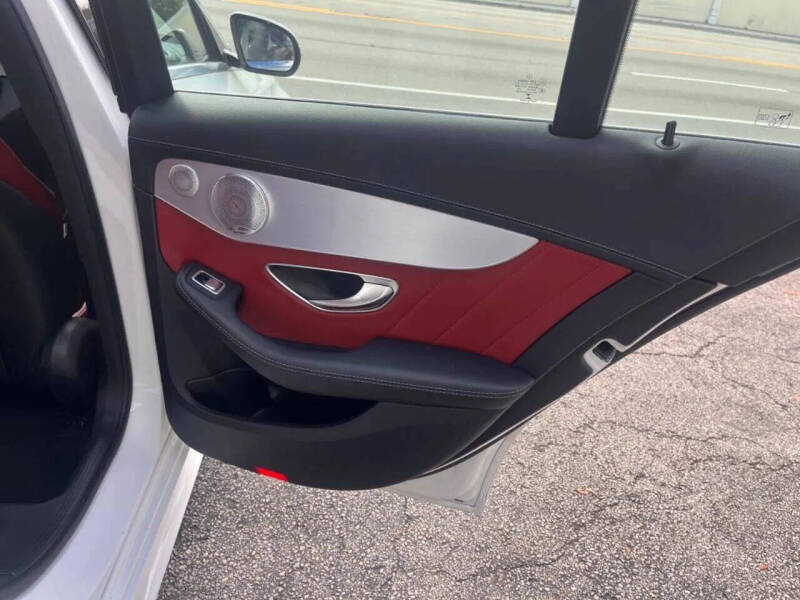 2016 Mercedes-Benz C-Class