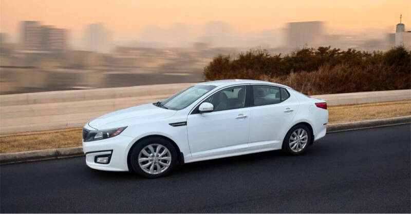 2015 Kia Optima EX's photo