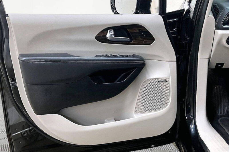 2022 Chrysler Pacifica Limited
