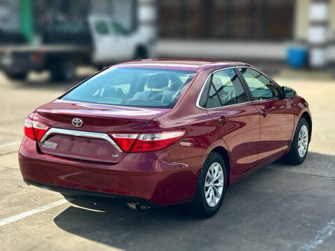 2017 Toyota Camry LE
