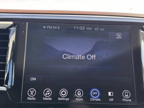 2017 Chrysler Pacifica Touring