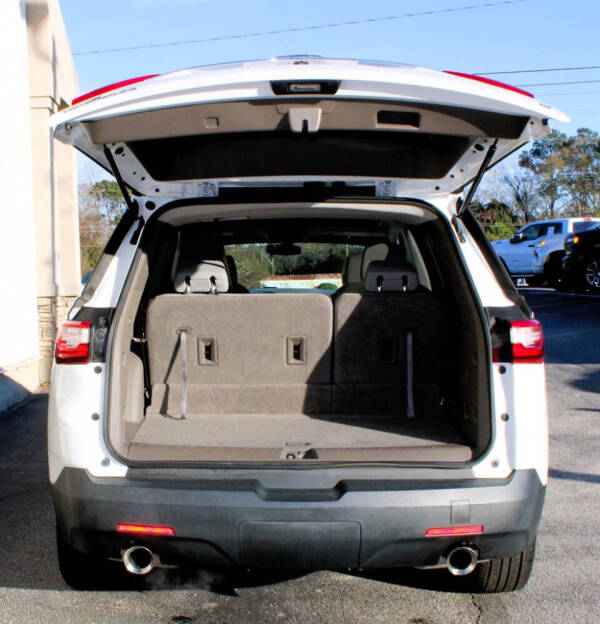 2018 Chevrolet Traverse LT Cloth