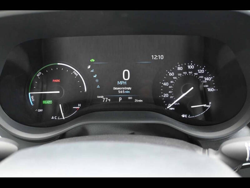 2025 Toyota Sienna LE 8-Passenger