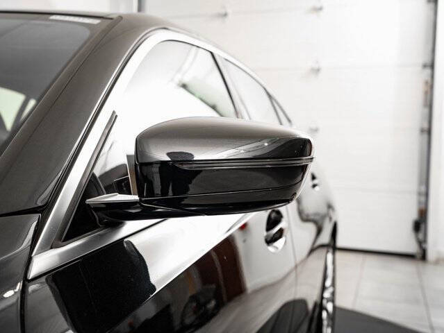 2024 BMW 3 Series 330i xDrive