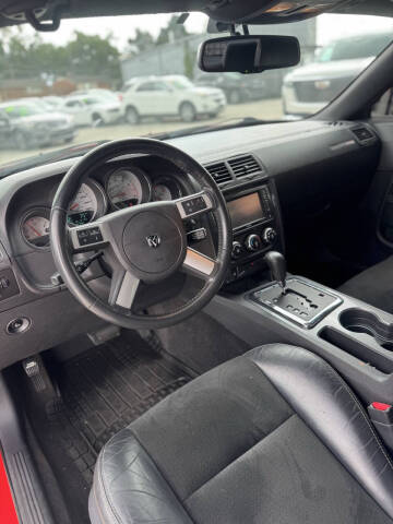 2010 Dodge Challenger SRT8