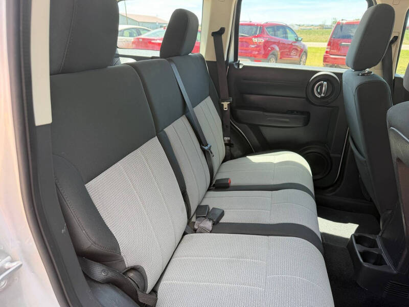 2009 Dodge Nitro SE