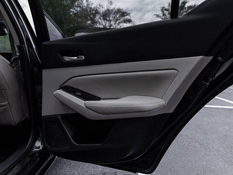 2021 Nissan Altima 2.5 Platinum