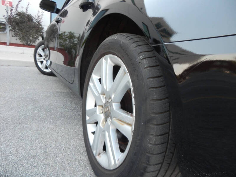 2010 Audi A4 2.0T quattro Premium