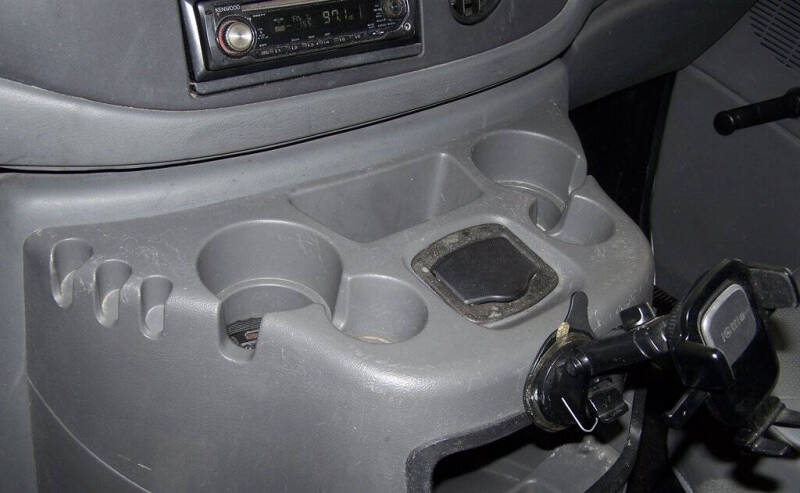 2005 Ford E-Series E-350 SD