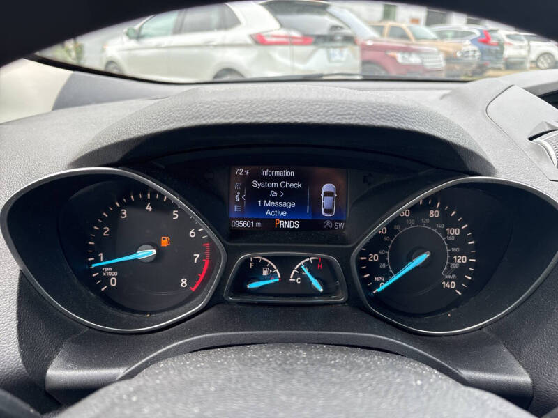 2017 Ford Escape SE