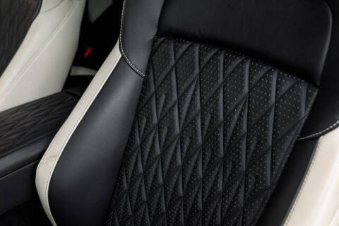 2024 Aston Martin DB12 V8