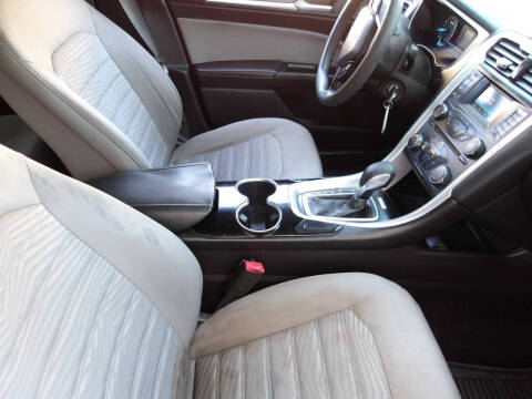 2016 Ford Fusion S
