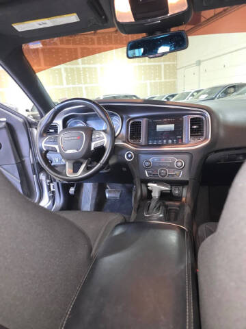 2016 Dodge Charger SXT