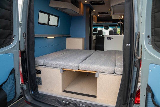 2020 Mercedes-Benz Sprinter 84