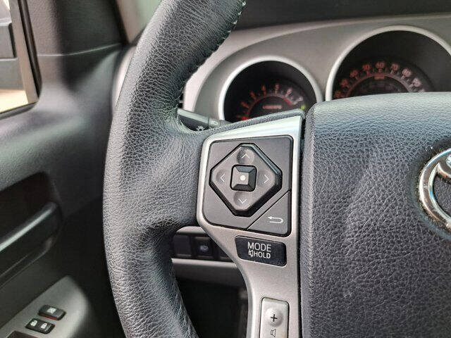 2016 Toyota Sequoia SR5