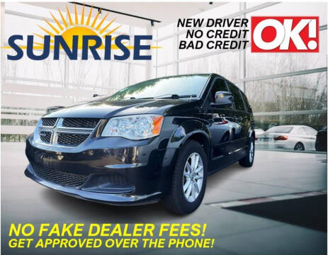 2017 Dodge Grand Caravan for sale at AUTOFYND in Elmont NY