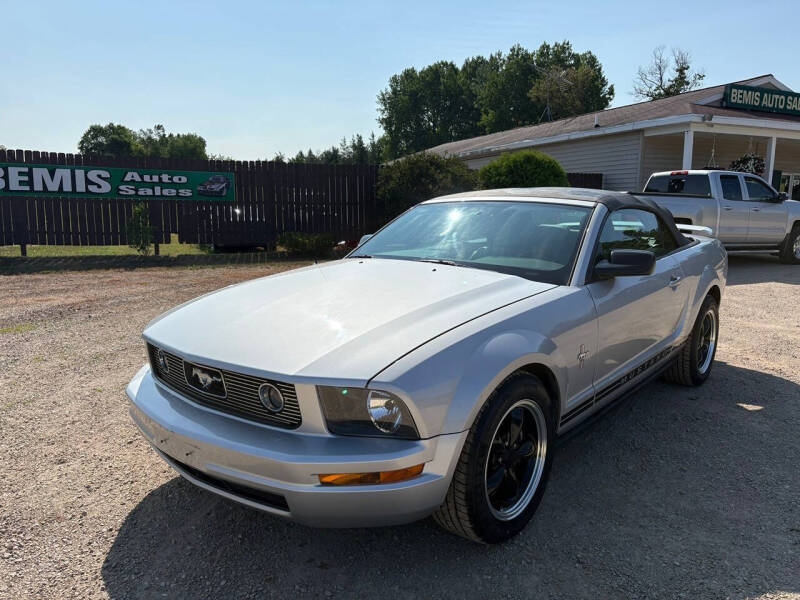 2006 Ford Mustang V6 Standard