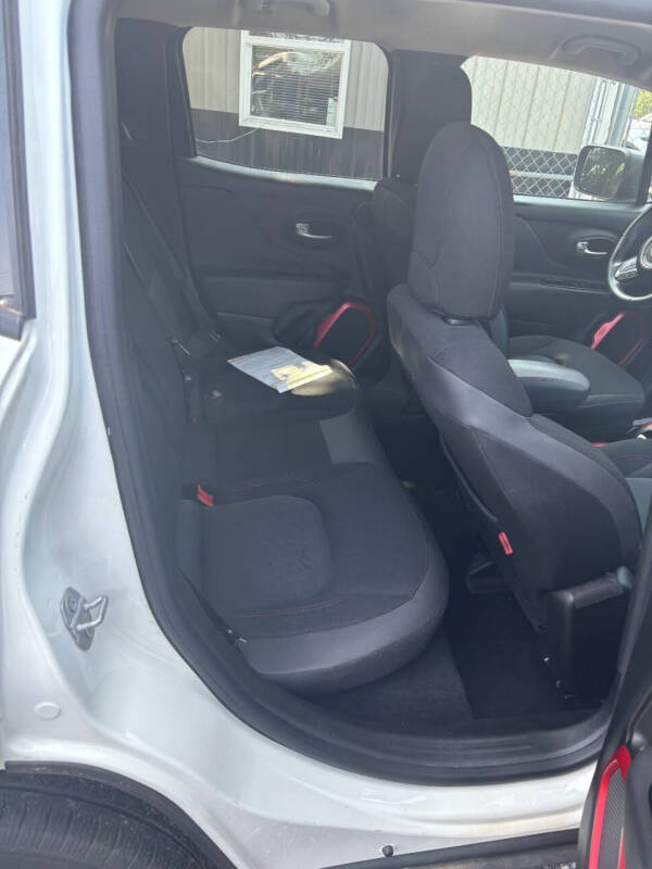 2015 Jeep Renegade Trailhawk