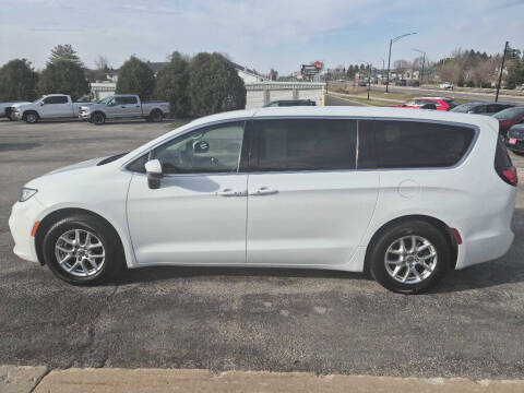 2023 Chrysler Pacifica Touring L