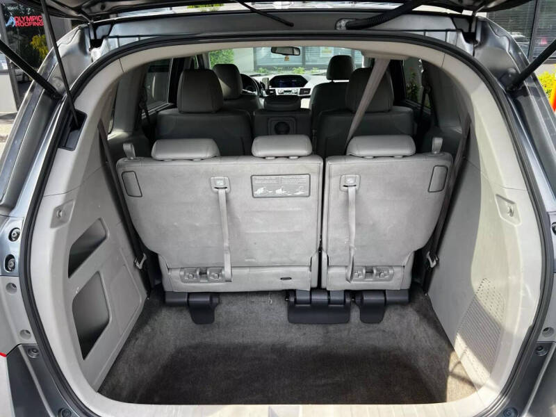 2012 Honda Odyssey EX-L photo 35