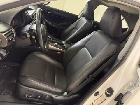 2015 Lexus IS 250 Crafted Line