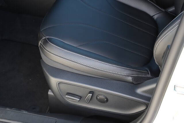 2026 Ford Escape Platinum