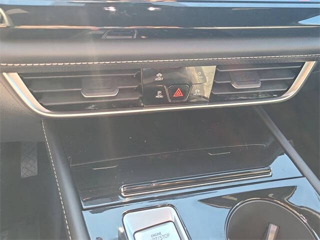 2024 Volkswagen Atlas Cross Sport SE