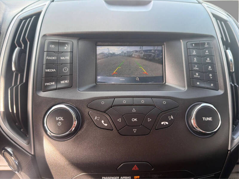 2017 Ford Edge SE