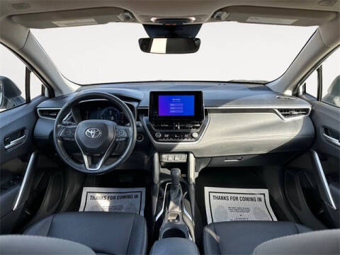 2023 Toyota Corolla Cross XLE