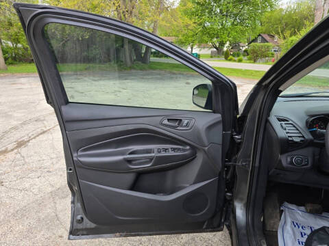 2017 Ford Escape S
