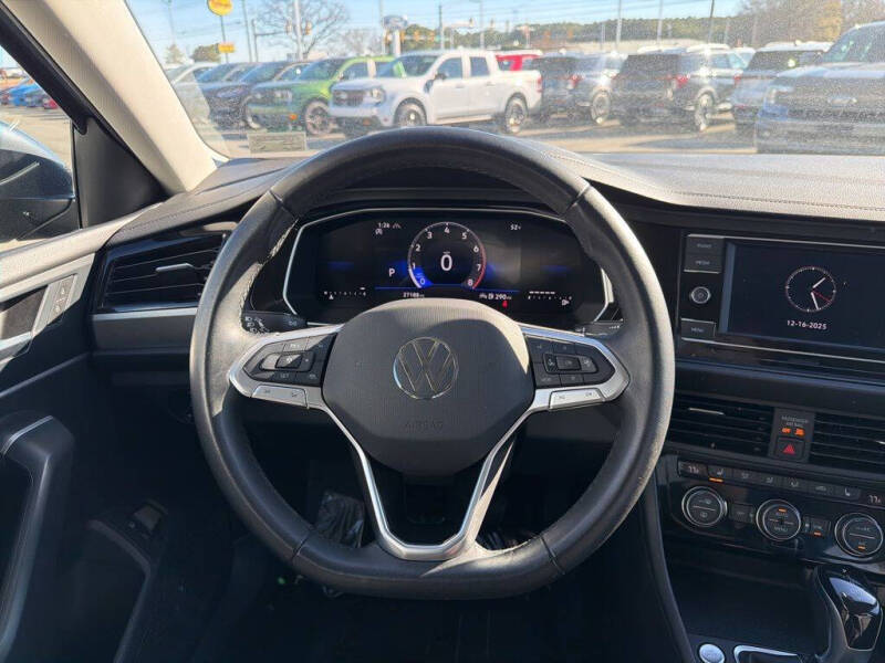 2024 Volkswagen Jetta SE