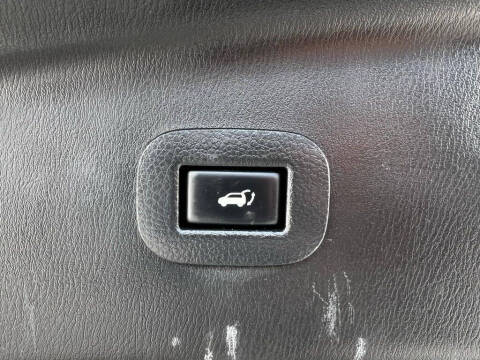 2017 Nissan Armada SL