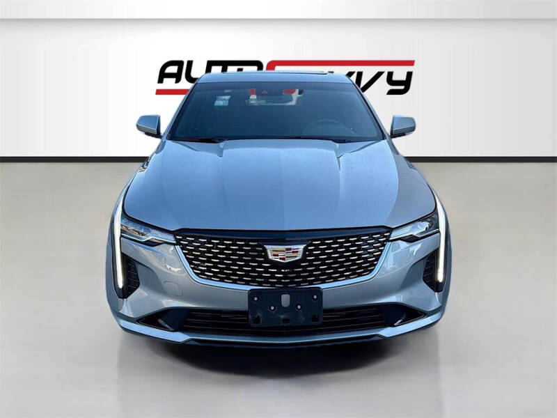 2025 Cadillac CT4 Luxury