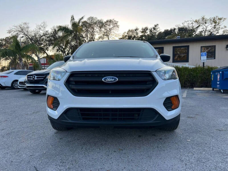 2019 Ford Escape S