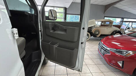 2018 Chevrolet Express LT 2500