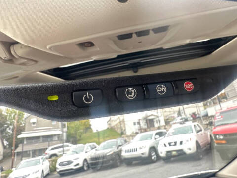 2016 GMC Acadia Denali