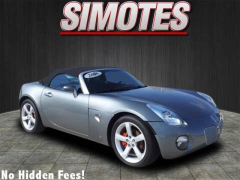 2006 Pontiac Solstice for sale at SIMOTES MOTORS in Minooka IL