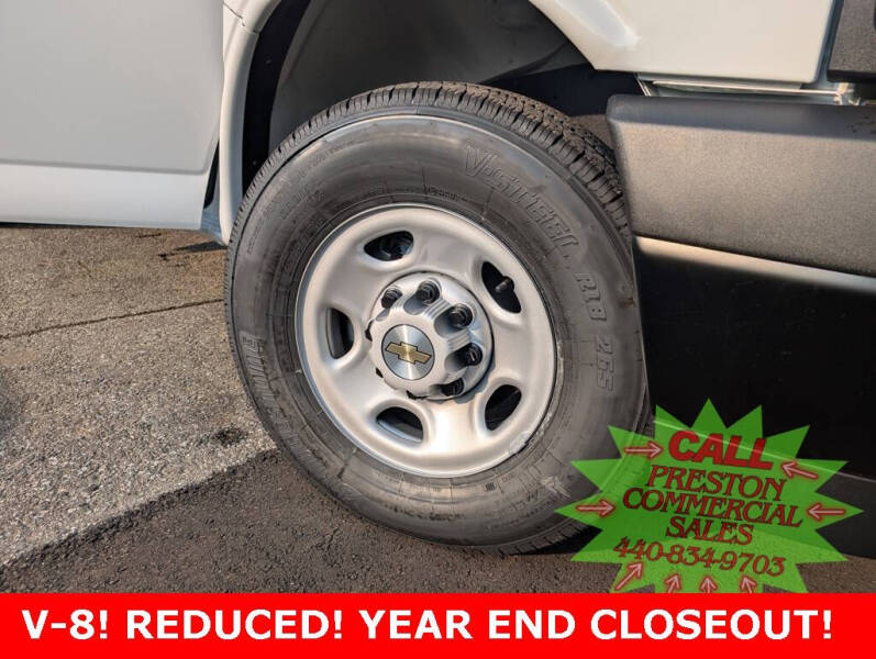 2025 Chevrolet Express 2500