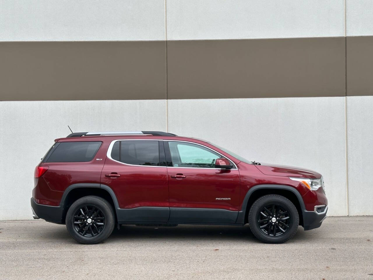 2018 GMC Acadia for sale at Phoenix Motor Co in Romulus, MI