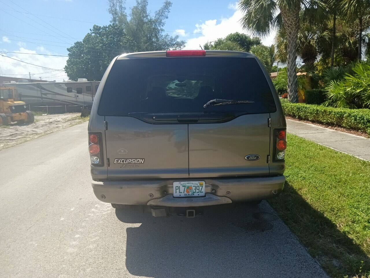 2003 Ford Excursion SUV / Crossover - $11,950