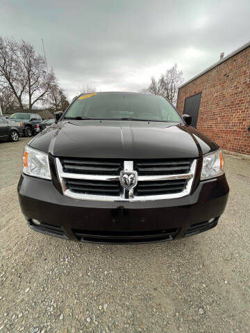 2010 Dodge Grand Caravan for sale at Styln Motors LLC in El Paso IL