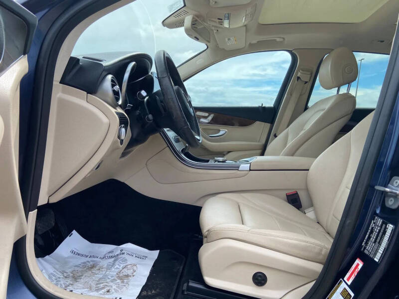 2019 Mercedes-Benz GLC GLC 300