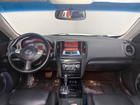 2010 Nissan Maxima