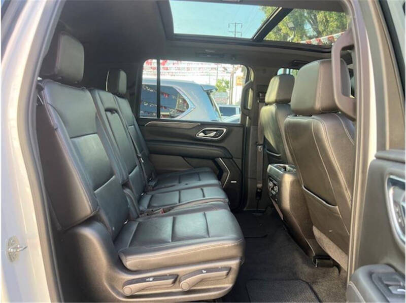 2021 Chevrolet Suburban LT